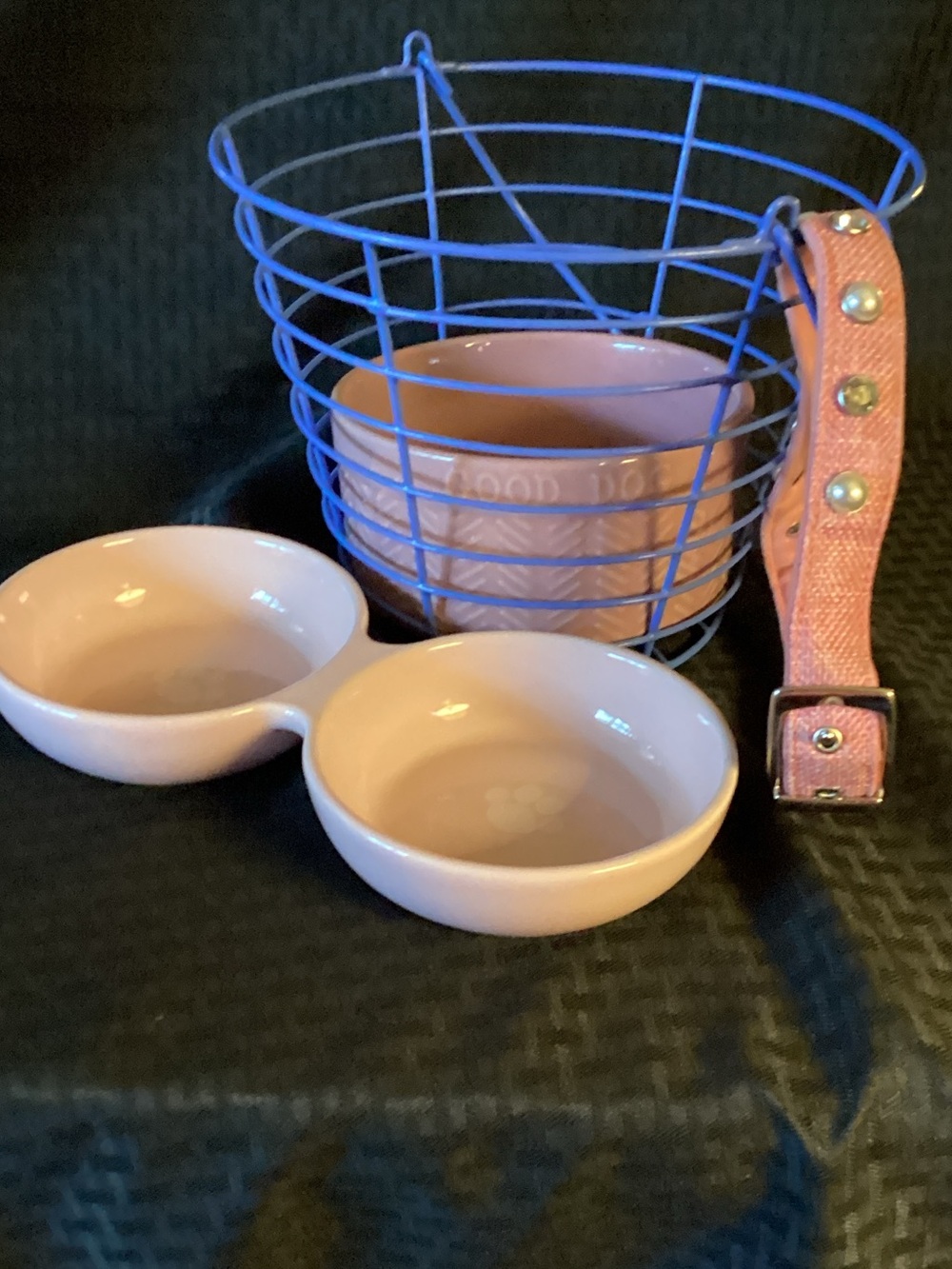 Pink Ceramic Pet Bowls with Pink Collar and Blue Wire Basket